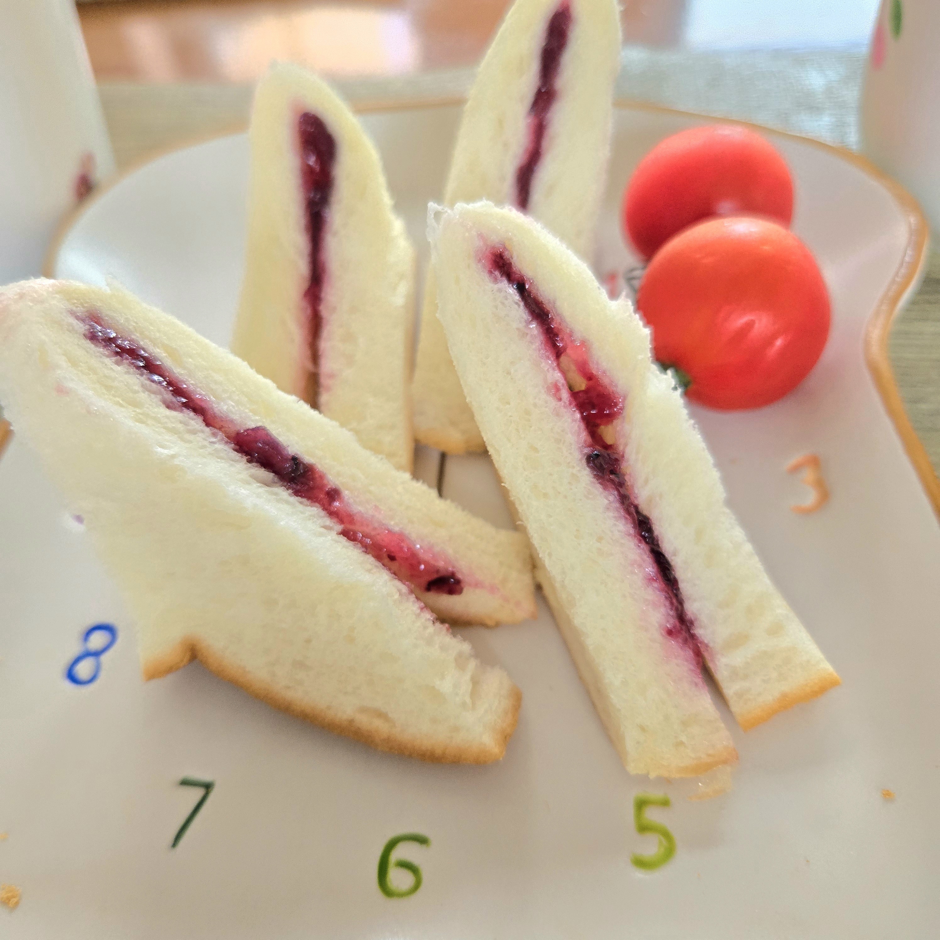 アリス♡さん・超熟deブルーベリーサンド🫐🥪